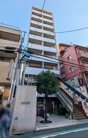 【物件紹介】「中目黒」駅徒歩2分 3階/1R北西向き 角部屋